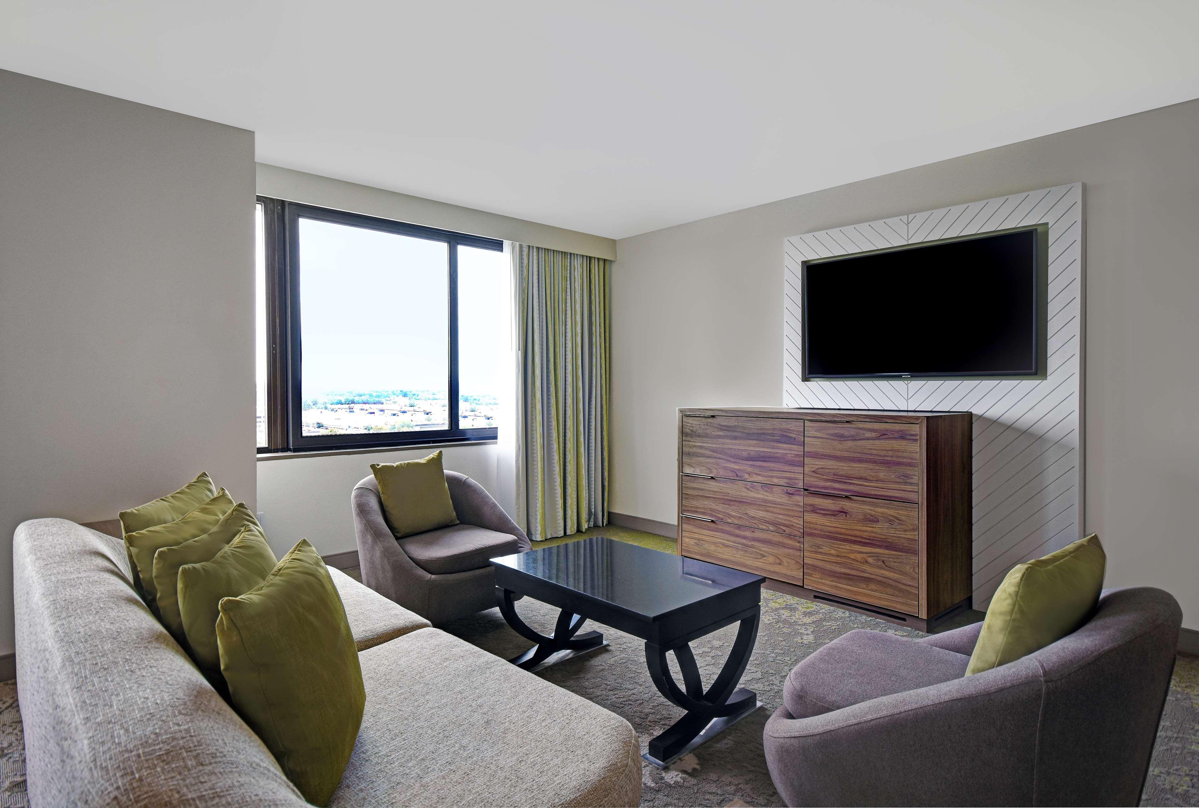 Hilton Hasbrouck Heights-Meadowlands Hotel Exterior photo