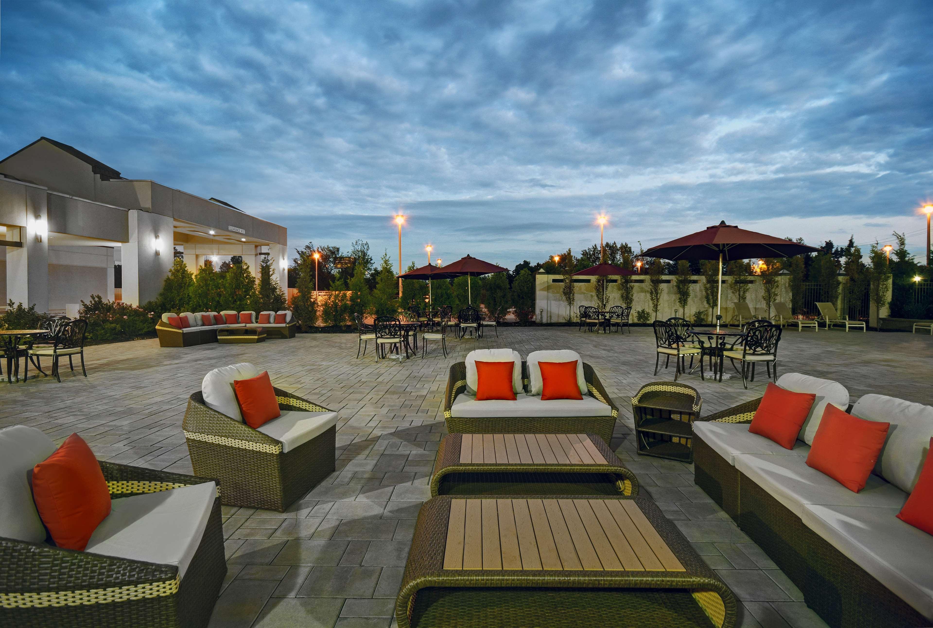 Hilton Hasbrouck Heights-Meadowlands Hotel Exterior photo