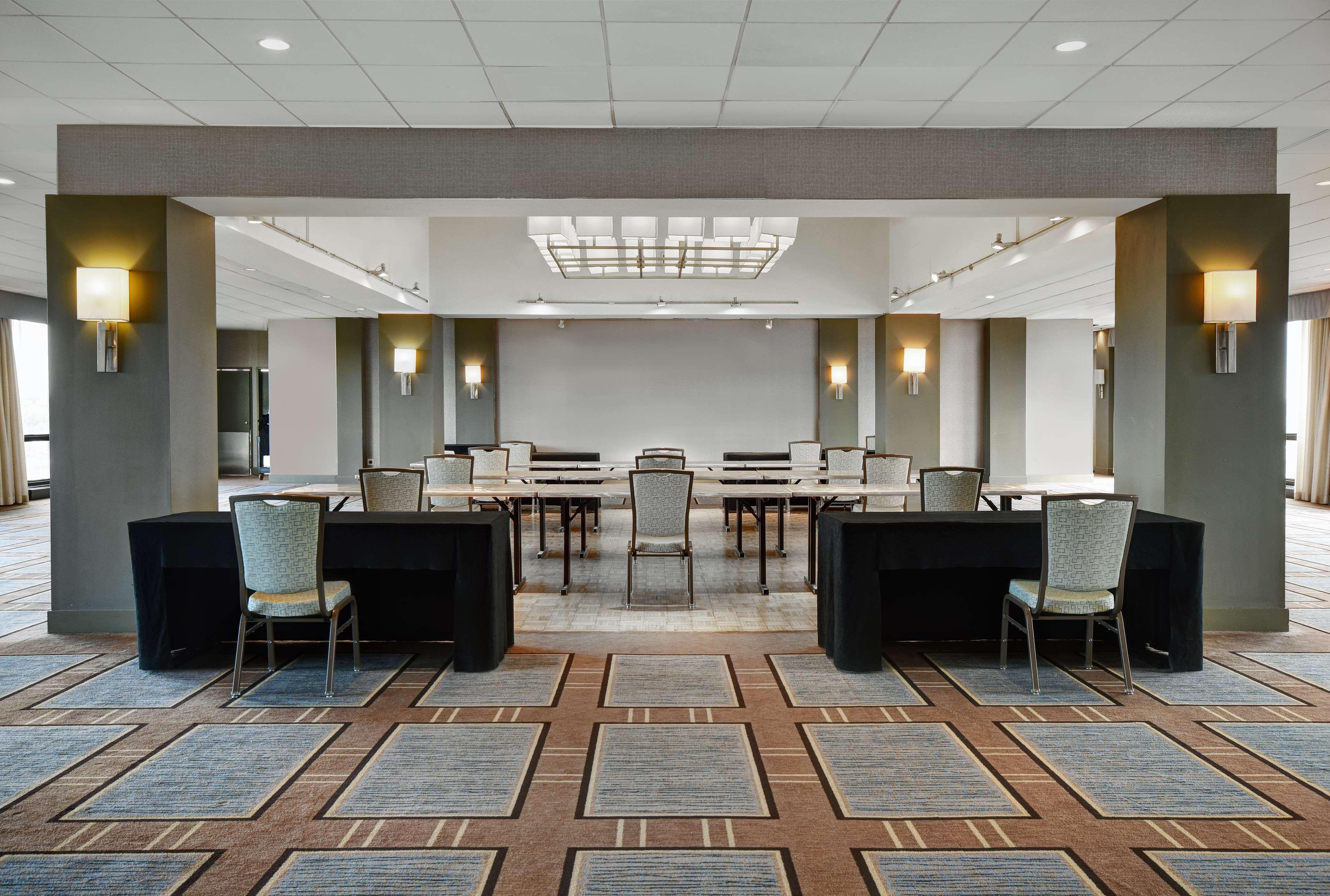 Hilton Hasbrouck Heights-Meadowlands Hotel Exterior photo
