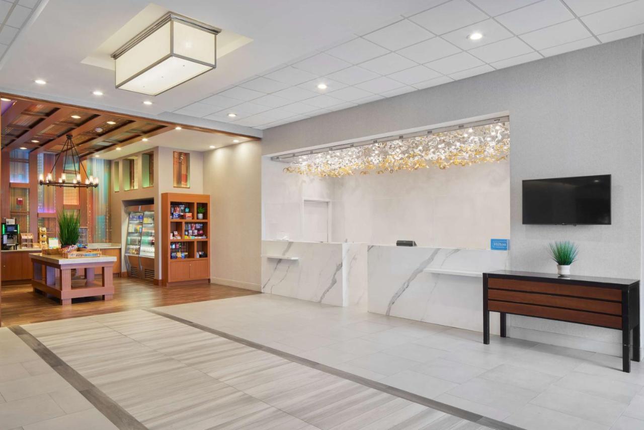 Hilton Hasbrouck Heights-Meadowlands Hotel Exterior photo