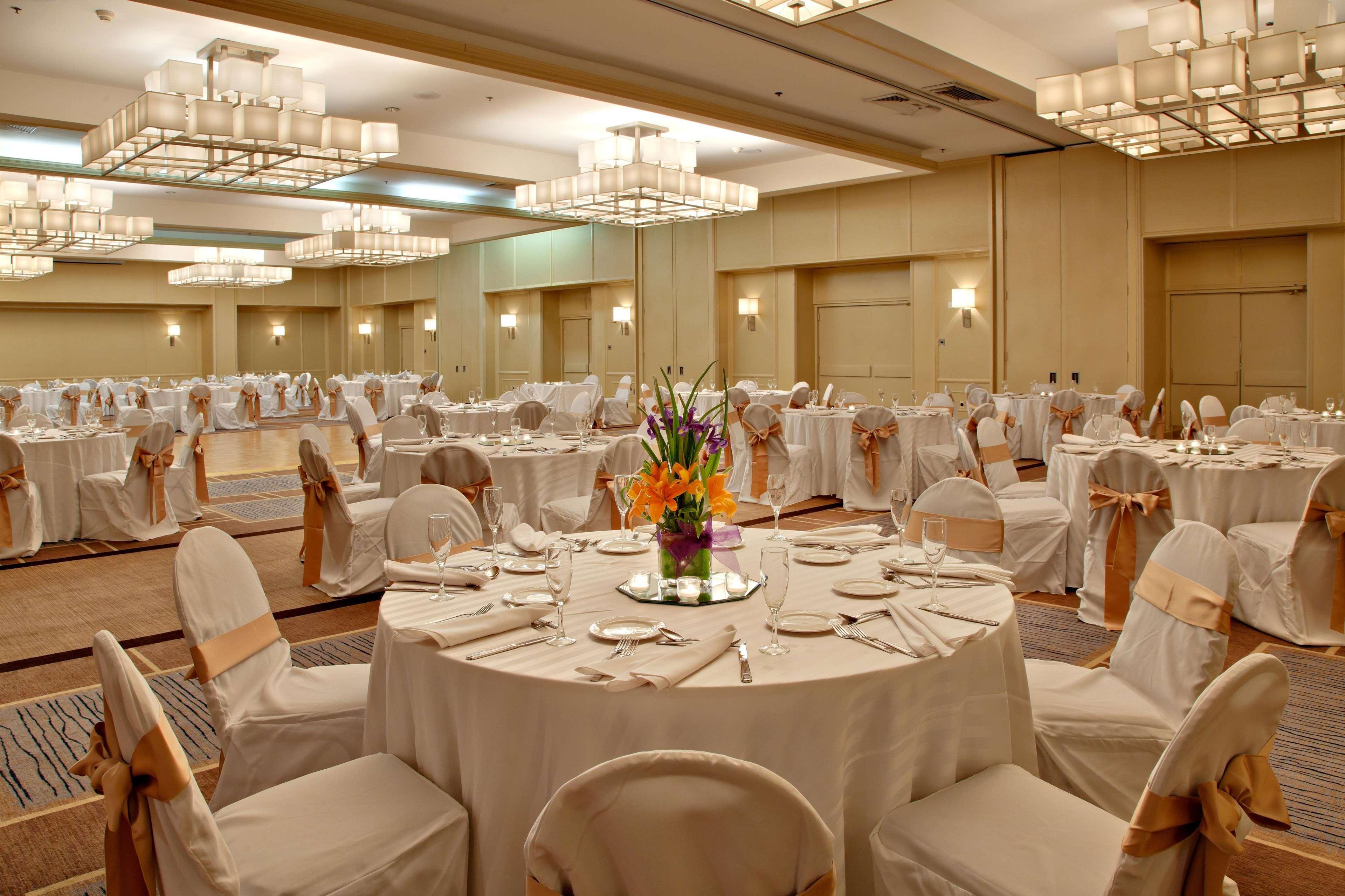 Hilton Hasbrouck Heights-Meadowlands Hotel Exterior photo