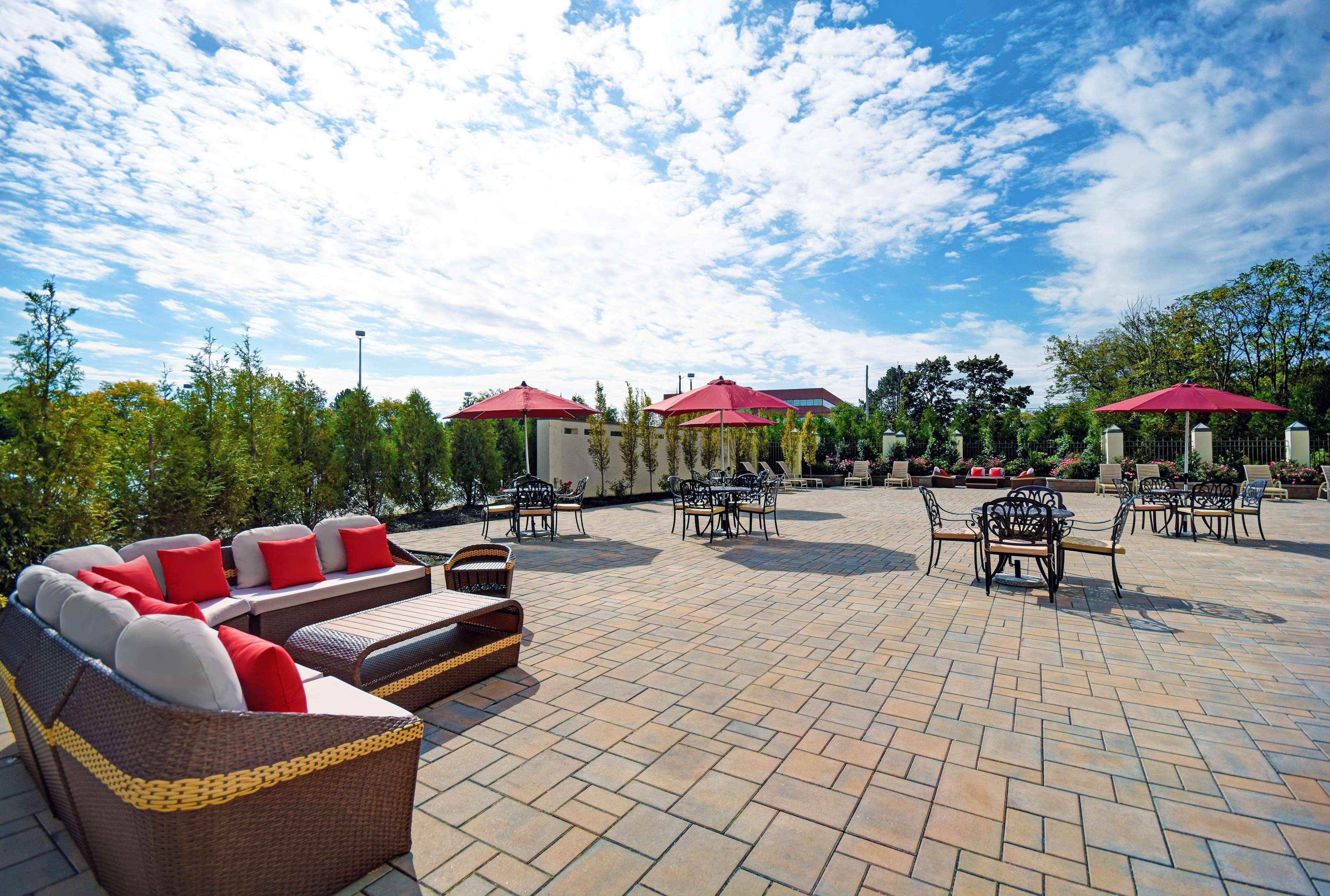 Hilton Hasbrouck Heights-Meadowlands Hotel Exterior photo